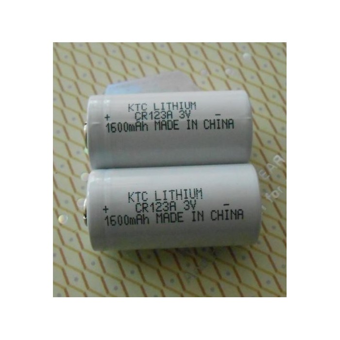 Audible Alert , Smoke Alarm  Lithium CR2 battery  3.0V